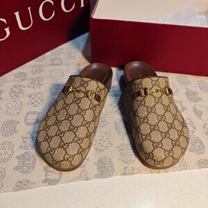 Gucci Horsebit-Loafer Mule in GG Canvas